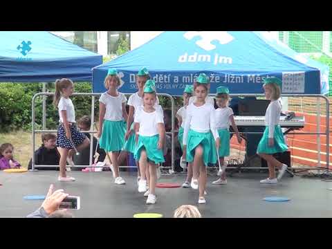 2018 06 13 Hurá prázdniny / Mini mažoretky