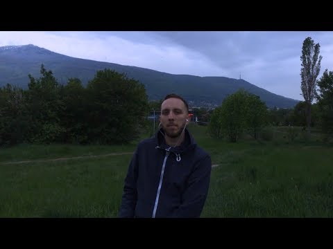 Robbie Nikolov - НЕ СЪМ СЕ РОДИЛ НАУЧЕН (Official Video)