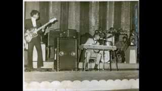 Michael Henderson playing Bass Guitar professionally age 18  LIVE at Londons Talk o' The Town