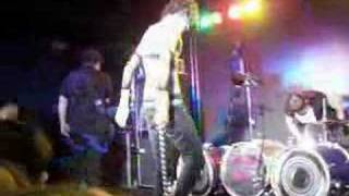 Mindless Self Indulgence - I Hate Jimmy Page, plus a kiss