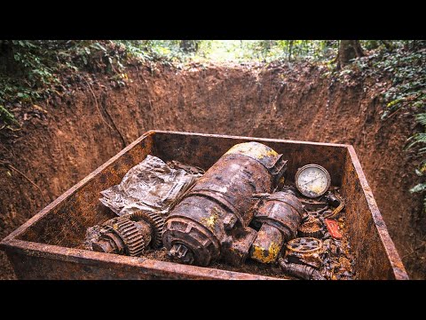 👉 Buried Deep Underground for 30 Years, This Old Machine Was Found and Fully Restored