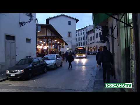 2019-05-13 PRATO - ANZIANA RAPINATA, INTERVIENE UN PASSANTE. DUE ARRESTI