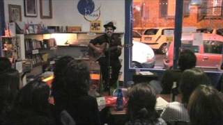 Alessandro Mannarino &quot;al bar della rabbia&quot;