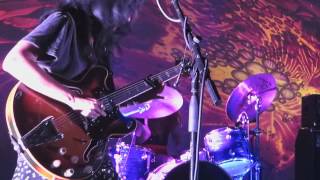 L.A. WITCH - GET LOST