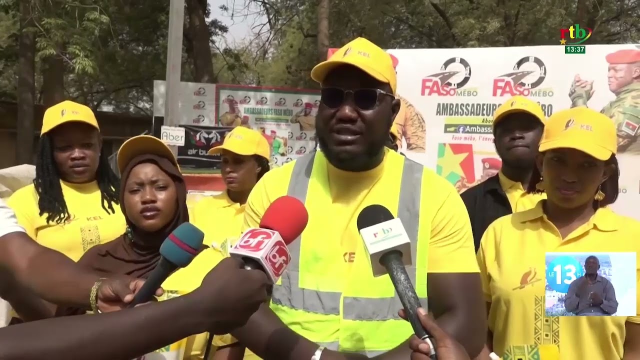 La société KEL participe à l’effort de solidarité en apportant du sucre à l’agence Faso Mêbo