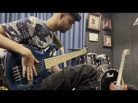 Sei Hek - Life in Monochrome (Bass Playthrough)