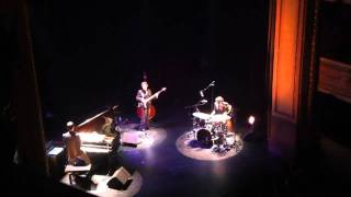 boNObo Trio Live au grand R #2