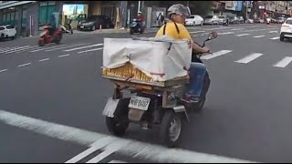 阿伯，嫌自己活太久嗎？（檢舉五張，四張成功）