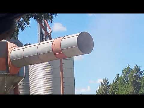 Cocina de campaña detrás de la secadora de arroz, San Javier Santa Fe Argentina🇦🇷👋.país productivo