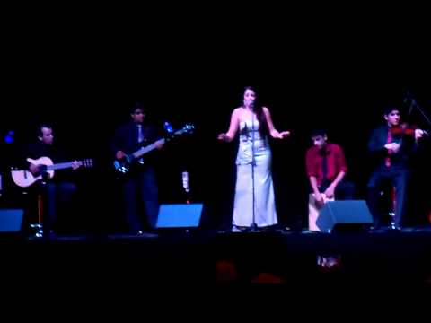 Melissa Hicks en concierto de Gal Costa 2