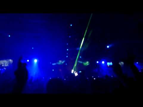 Yuri Kane vs. Rank 1 - The Right Escape (AvB mashup), Armin van Buuren, Moscow, 07.05.2010