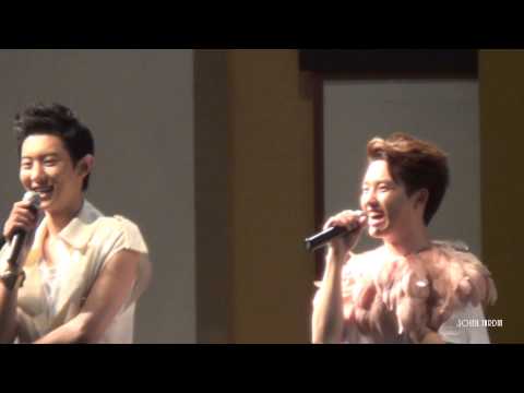 130613 EXO Yongsan Fansign Chanyeol Focus (2)