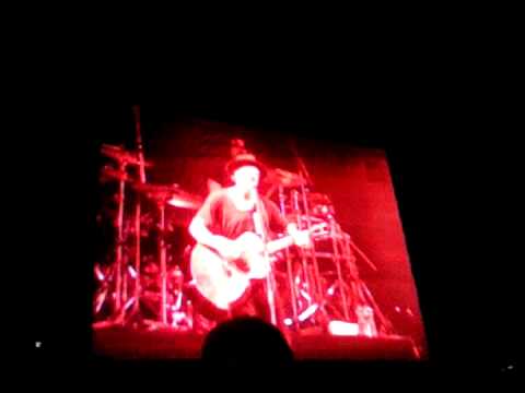 Travis Live in F1 Singapore Night Race '09