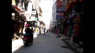 2014-10-17 A walk in Kathmandu
