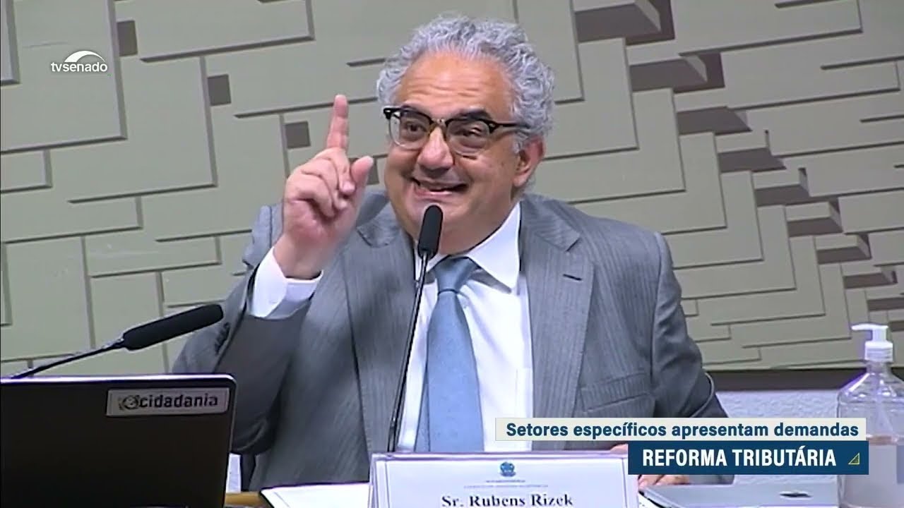 Reforma tributária: cobrança imediata de tributos é alvo de críticas de setores específicos