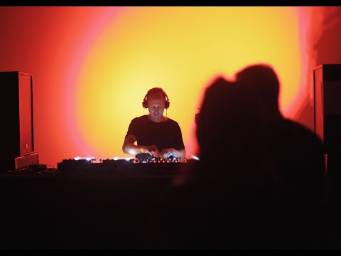 MNMT Live Stream - Secus