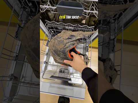 LIMPIO MI CASCO EN EL LAVAVAJILLAS!!??😱 #enduro #motos #motero #motor #truco