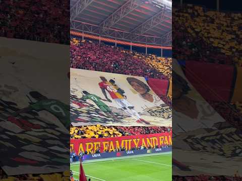 Annen seninle gurur duyuyor OSİMHEN 💛❤️ #osimhen #victorosimhen #galatasaray #liverpool #ucl