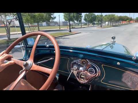1928 Ford Model A - driving
