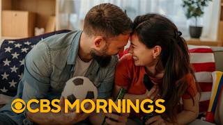 Download lagu Orang-orang meninggalkan aplikasi kencan dan menemukan cinta di pesta nonton Piala Dunia. mp3 Download lagu Orang-orang meninggalkan aplikasi kencan dan menemukan cinta di pesta nonton Piala Dunia. mp3