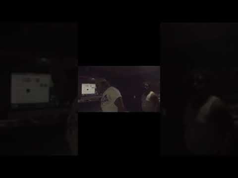 Packsnatcher x SB Trigga - Scottie Beam Me Up ( Official Studio Performance )