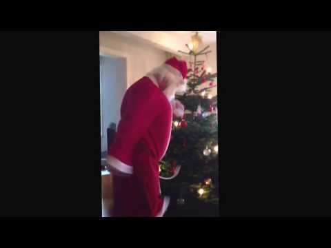 Santa fit dance -Shuffle is the thing!