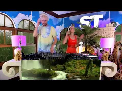 day390 2021 04 06 - SOFI TUKKER