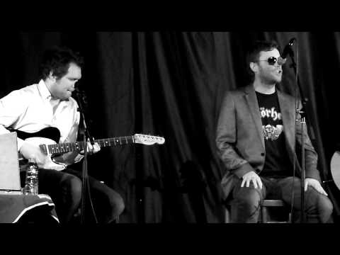 Gušti feat.Grega Skočir acoustic - Nov dan (Live); Etno klub Zlati zob Ljubljana 2012