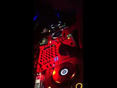 DJ ROBBIE TRONCO LIVE @ LIT ULTRA BAR OCT 2012