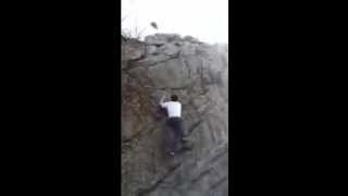 preview picture of video 'Bouldering at Hagers Mountain- Rock climbing'