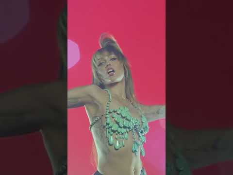 Miley Cyrus - Easy Lover