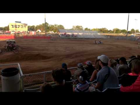 Justin Hoeft smokin the competition.