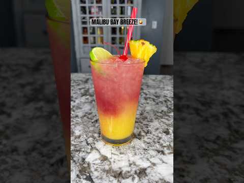 How to Make a Malibu Bay Breeze!🌊🍹