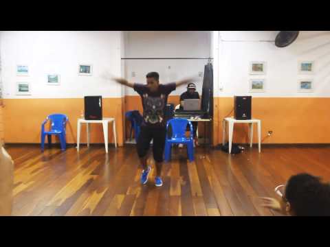 CDU JUNHO / Solo de LOCKING - Jurado Edu Brown.