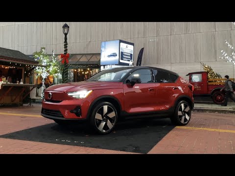 2023 Volvo C40 at White Plains Holiday Market - Volvo Cars White Plains