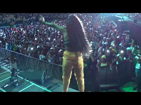 focalistic and kamo mphela's perfomance at fill up royal bafokeng HQ