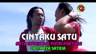 Download lagu Arya Satria Feat. Putri Fortuna - Cintaku Satu | Dangdut ( Music Video) mp3