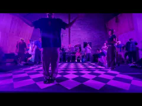 Breaking Top 4   Ang & Vybz vs Unknown Floor Force