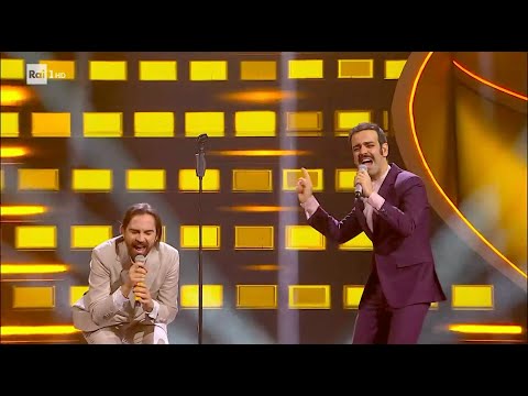 Colapesce e Dimartino - Splash - Sanremo 2023 live (video completo) 4K