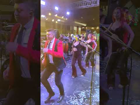 Madera Orquesta Show/Busbanza #baile #merengue #concierto #musica