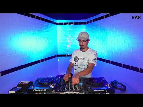 BAY OF FIRES / 144 BPM 095 BASS STATION