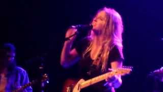 Lissie - Hold On We're Going Home (Drake's Cover)