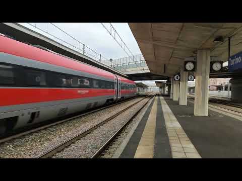 Due belle strombazzate dal Frecciarossa 1000 e dal TGV in transito a Torino Stura
