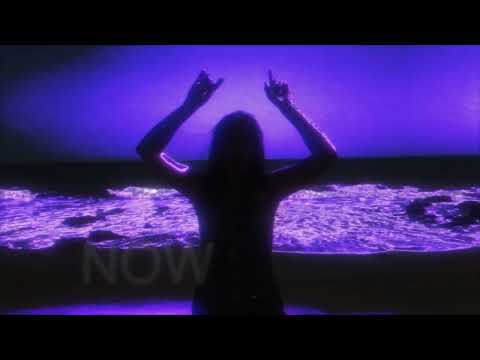 CloZee, Dreamers Delight, Britt Lari - Back To The Top (Official Lyric Video)