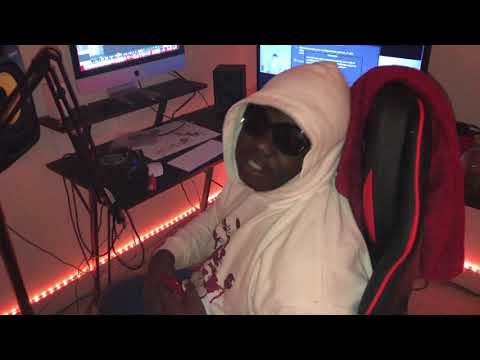 In Studio Session With Our Artists 7 and YNGG