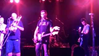 MU330 - KKK Highway (The Apple Stomp)