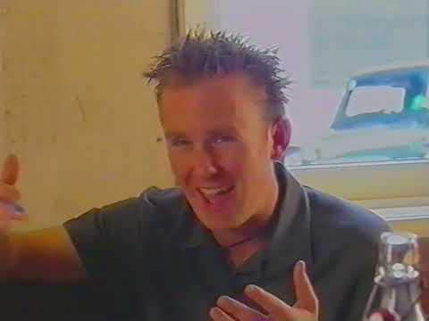 Spiderbait Interview - E! News, 1999