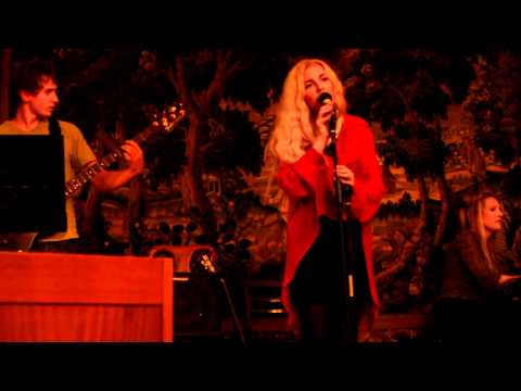 Angel Eyes (Nora Grefstad)