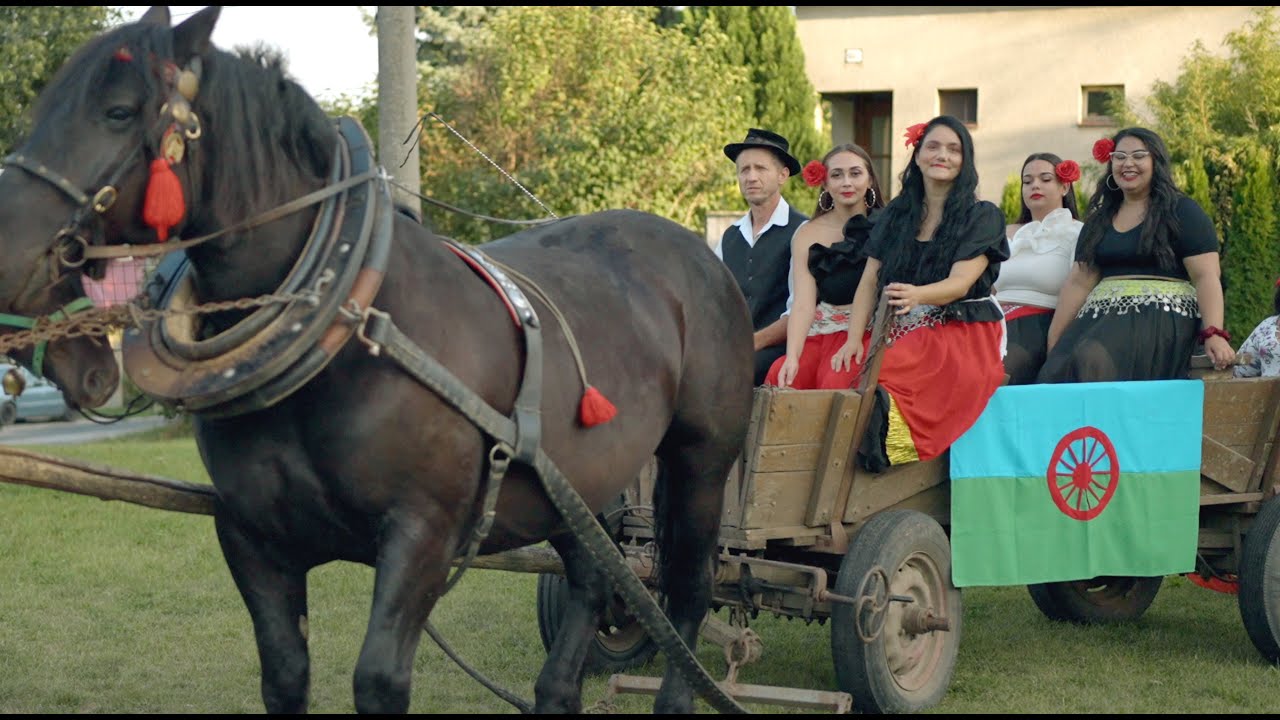 Carolline Kmetova - Roma Mix 2024 - Nabikendzom / Sukar balora ( covers )