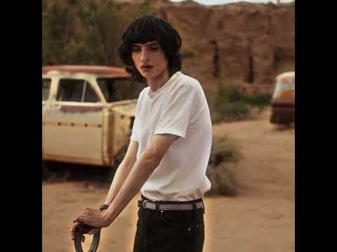 will x mike - kissing in the moonlight // Stranger Things Edit #strangerthingsedit